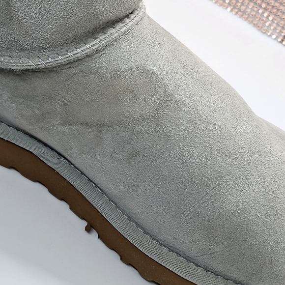 UGG Daelynn Suede Genuine Shearling - Picture 3 of 3